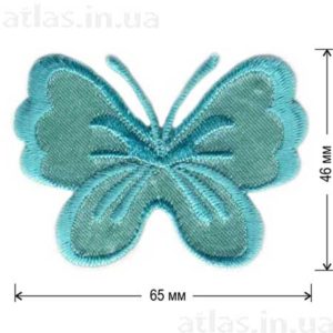 светло-зеленая бабочка на атласе нашивка 65x46 мм