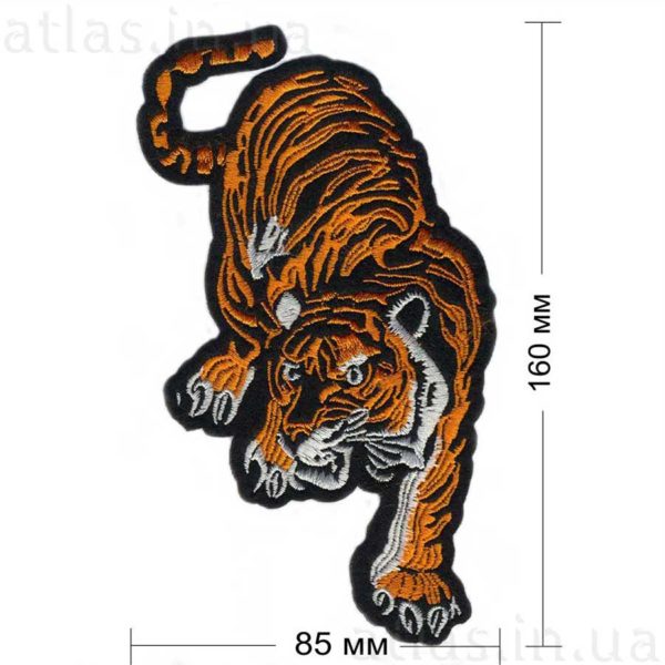 крадущийся тигр нашивка на черном фоне 85х160 мм