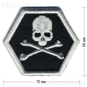 pp-skull-puffy нашивка черная 70х60 мм