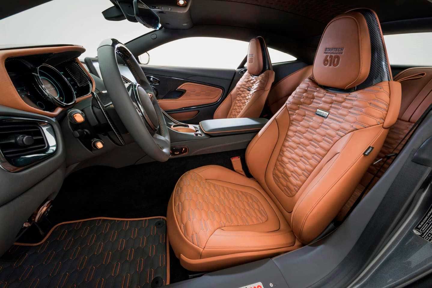 Оформлення салону автомобіля вишивкою