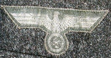 an eagle stitched with zigzag stitch