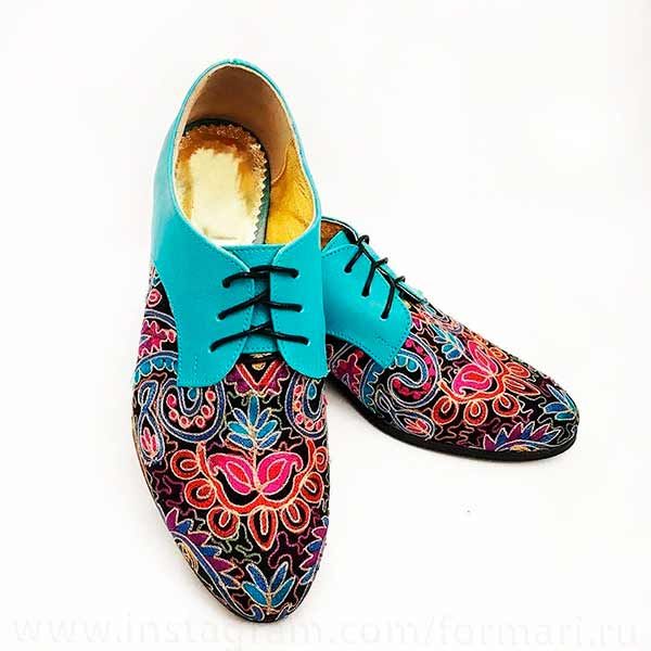 вишивка на взутті