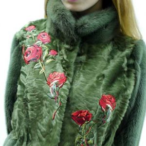 Вишивка на хутрі