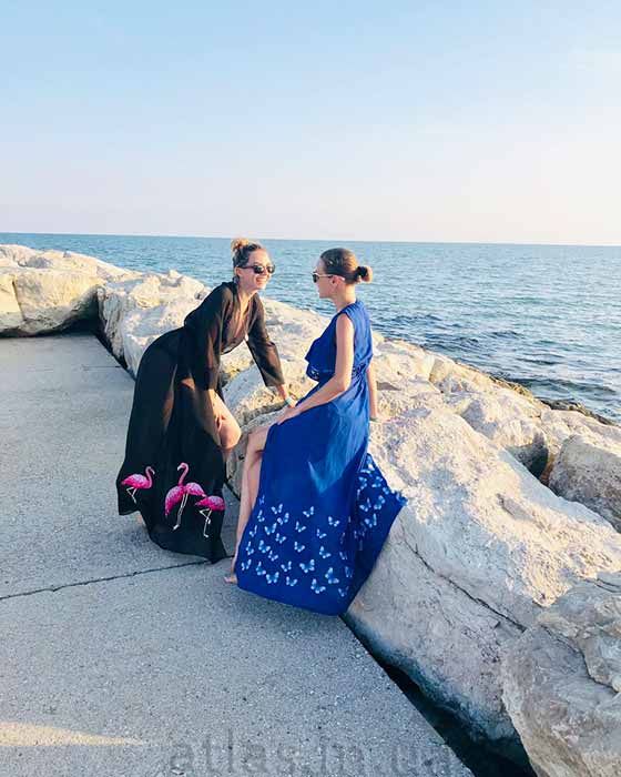 Summer dresses with embroidery