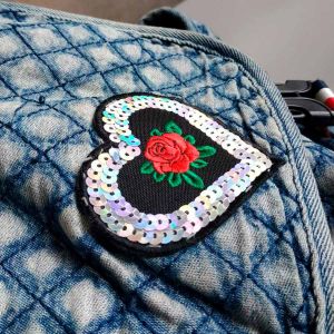 Вишивка паєтками